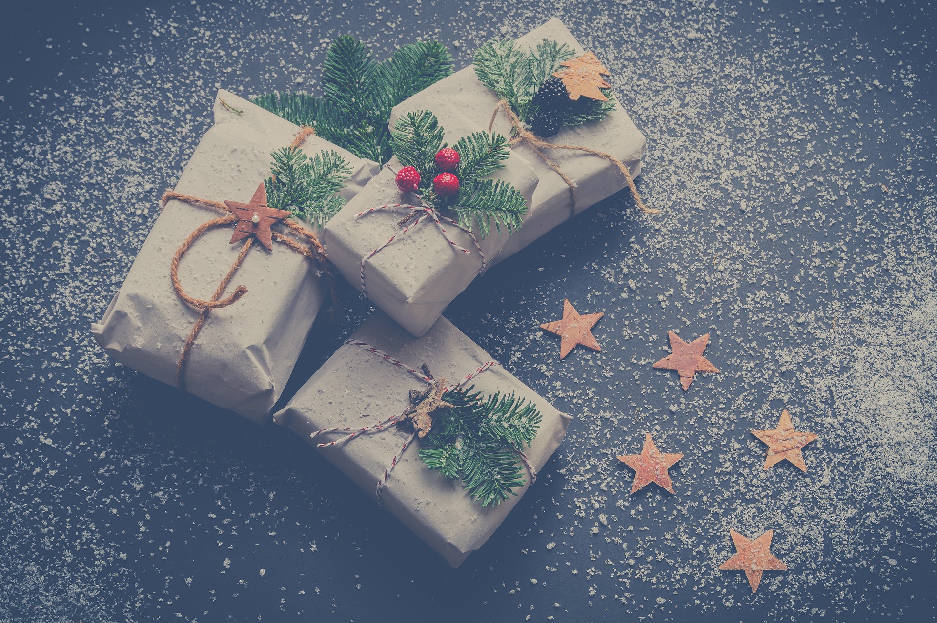 Santa's gifts under the Christmas tree - Elfisanta.uk